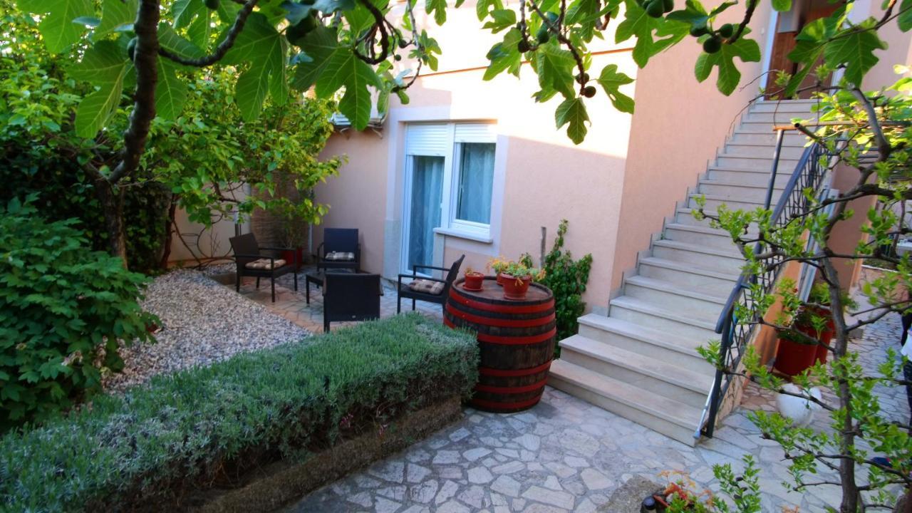 Morena Pula Exterior photo